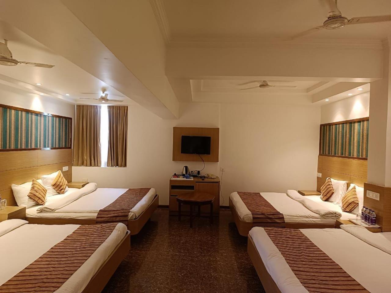 Hotel Amer Green'S Bhopal Exterior photo